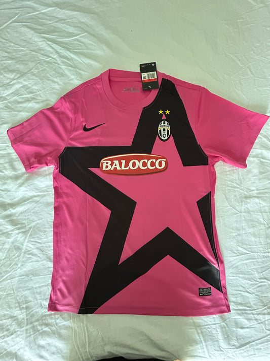 Juventus Retro pink kit